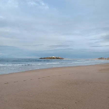 Middle Of The Bay 2 Bedroom * Ferrel (Leiria)