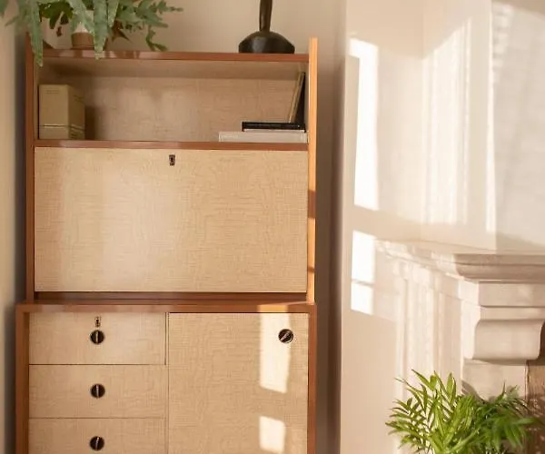 Middle Of The Bay 2 Bedroom *